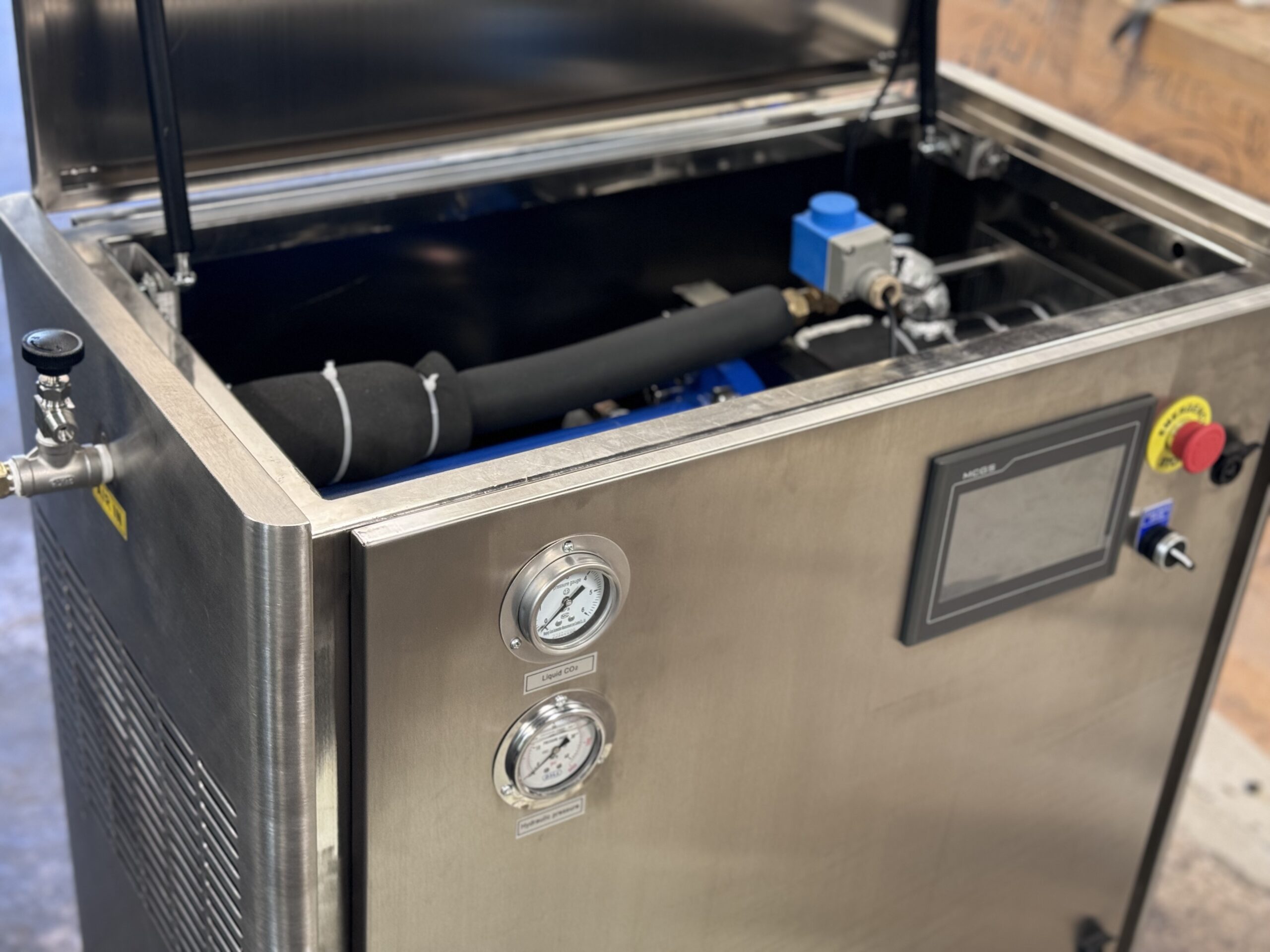 AeroX IceForge 80 Industrial Dry Ice Pelletizer – 3mm & 16mm Pellet Production System - Image 10