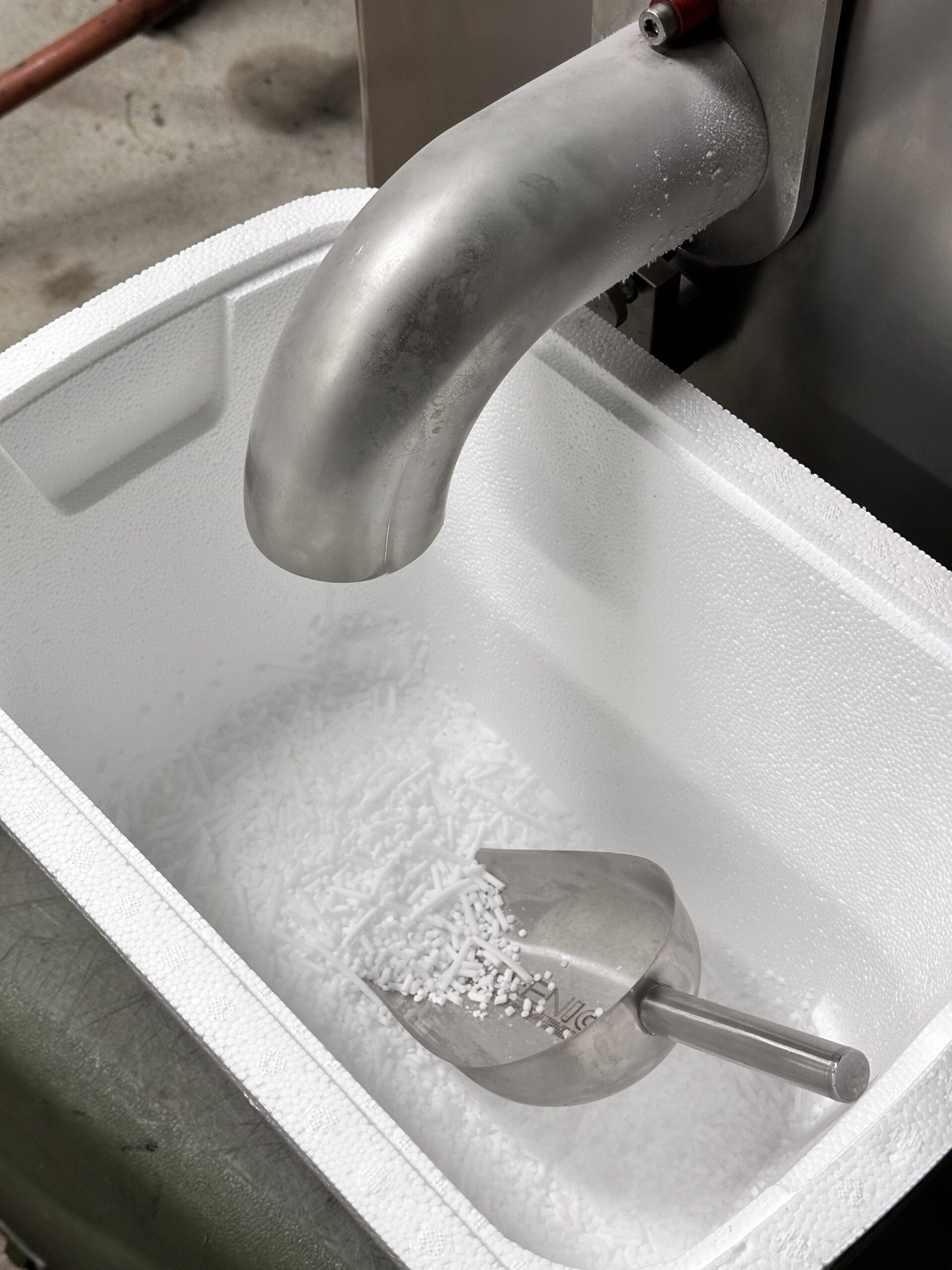 AeroX IceForge 80 Industrial Dry Ice Pelletizer – 3mm & 16mm Pellet Production System - Image 6